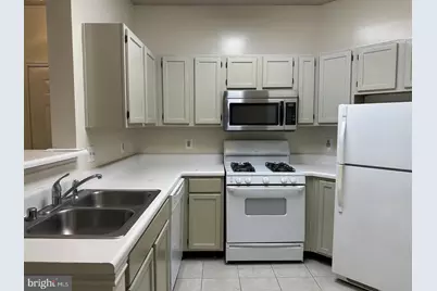 4447 Fair Stone Drive #102, Fairfax, VA 22033 - Photo 2