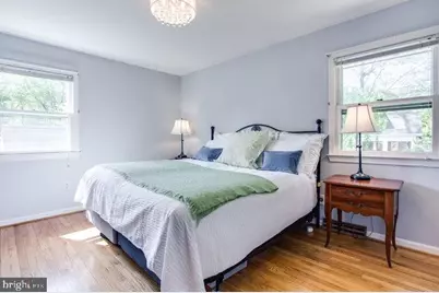 903 Carole Court SE, Vienna, VA 22180 - Photo 22