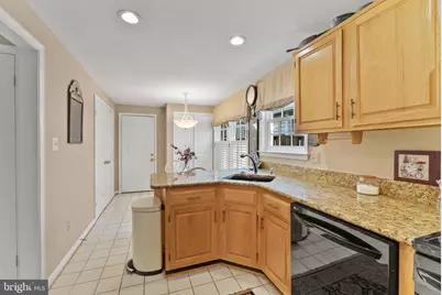 7554 Cross Gate Lane, Alexandria, VA 22315 - Photo 14
