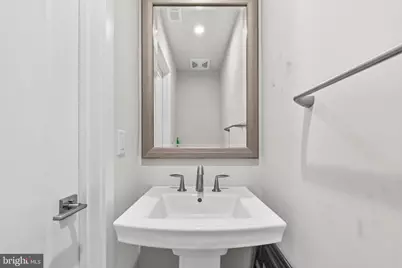 7448 Backett Wood Terrace #405, McLean, VA 22102 - Photo 10