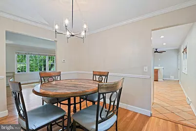 9908 Minburn Street, Great Falls, VA 22066 - Photo 10
