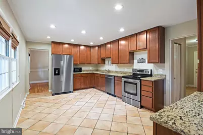 9908 Minburn Street, Great Falls, VA 22066 - Photo 12