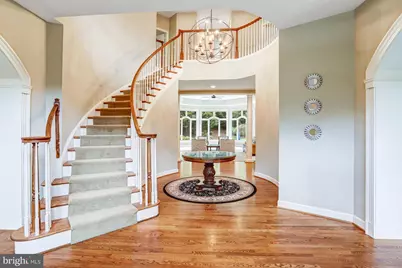 851 Nicholas Run Drive, Great Falls, VA 22066 - Photo 10