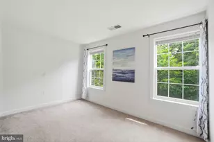 13666 Salk St, Herndon, VA 20171 - Photo 12