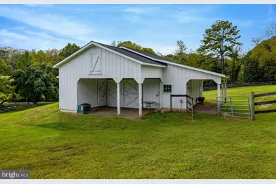 125 Commonage Drive, Great Falls, VA 22066 - Photo 52