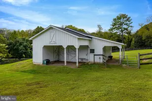125 Commonage Dr, Great Falls, VA 22066 - Photo 52