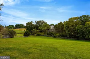 125 Commonage Dr, Great Falls, VA 22066 - Photo 54