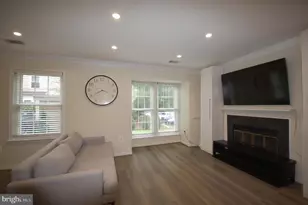 5971 Havener House Way, Centreville, VA 20120 - Photo 8