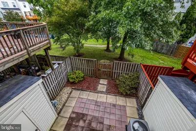 13063 Park Crescent Circle, Herndon, VA 20171 - Photo 22