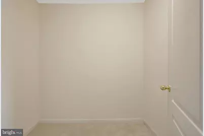 13063 Park Crescent Circle, Herndon, VA 20171 - Photo 28