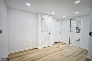 7605 Hayfield Rd, Alexandria, VA 22315 - Photo 2