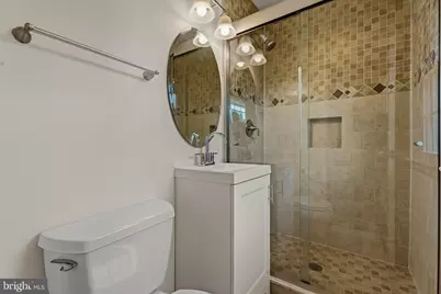 511 Walker Street SW, Vienna, VA 22180 - Photo 18