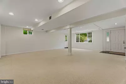 511 Walker Street SW, Vienna, VA 22180 - Photo 22