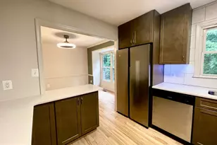 7925 Forest Path Way, Springfield, VA 22153 - Photo 12
