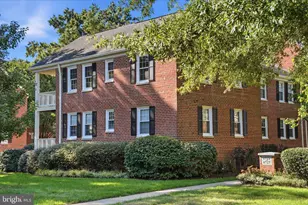 6723 W Wakefield Dr, Alexandria, VA 22307 - Photo 30
