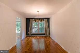 3745 Yorktown Village Pass, Annandale, VA 22003 - Photo 4