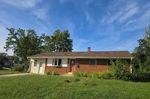 6820 Mayo Ct, Springfield, VA 22150 - Photo 1