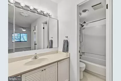 5902 Mount Eagle Drive #209, Alexandria, VA 22303 - Photo 10