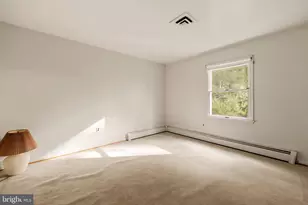 10838 Henderson Rd, Fairfax Station, VA 22039 - Photo 16