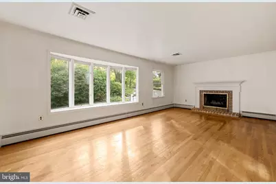 10838 Henderson Road, Fairfax Station, VA 22039 - Photo 4