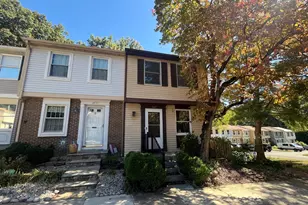 8449 Sugar Creek Ln, Springfield, VA 22153 - Photo 1