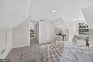 6010 Bangor Dr, Alexandria, VA 22303 - Photo 28