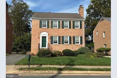 1232 Pine Hill Road, McLean, VA 22101 - Photo 2