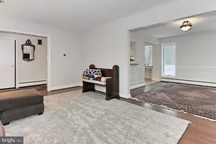 5619 Wharton Ln, Centreville, VA 20120 - Photo 12