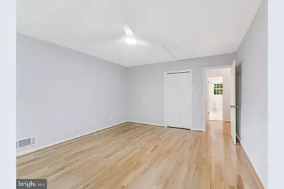 10812 Hunt Club Road, Reston, VA 20190 - Photo 46