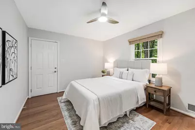 10812 Hunt Club Road, Reston, VA 20190 - Photo 28
