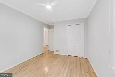 10812 Hunt Club Road, Reston, VA 20190 - Photo 54