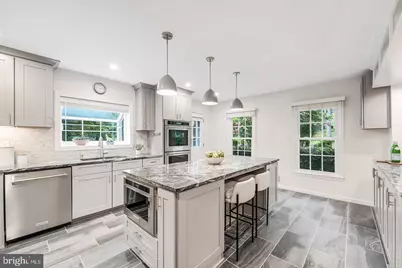 10812 Hunt Club Road, Reston, VA 20190 - Photo 6