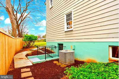 7109 Davis Court, McLean, VA 22101 - Photo 48