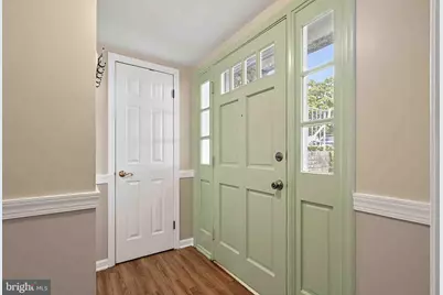 14439 Golden Oak Road, Centreville, VA 20121 - Photo 6