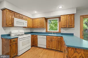 1640 Montmorency Dr, Vienna, VA 22182 - Photo 22