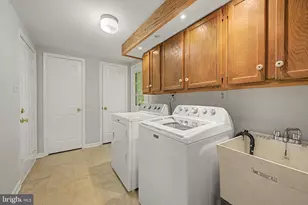 1640 Montmorency Dr, Vienna, VA 22182 - Photo 24