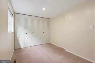 8284 Crestmont Cir, Springfield, VA 22153 - Photo 24
