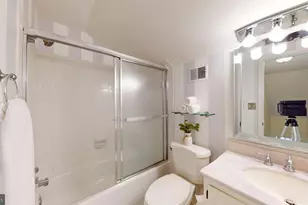 12806 Fantasia Dr, Herndon, VA 20170 - Photo 26