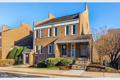 9512 Lee Highway, Fairfax, VA 22031 - Photo 2
