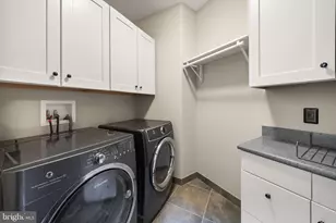 8419 Overlook St, Vienna, VA 22182 - Photo 42