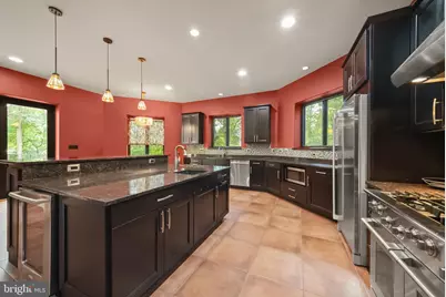 8419 Overlook Street, Vienna, VA 22182 - Photo 10