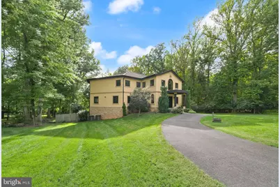 8419 Overlook Street, Vienna, VA 22182 - Photo 4
