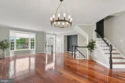 7024 Fieldhurst Court, Alexandria, VA 22315 - Photo 8