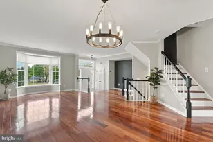 7024 Fieldhurst Ct, Alexandria, VA 22315 - Photo 8