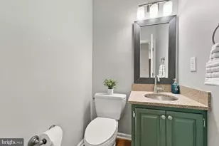 7024 Fieldhurst Ct, Alexandria, VA 22315 - Photo 20