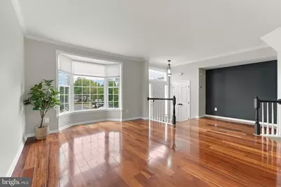 7024 Fieldhurst Court, Alexandria, VA 22315 - Photo 4