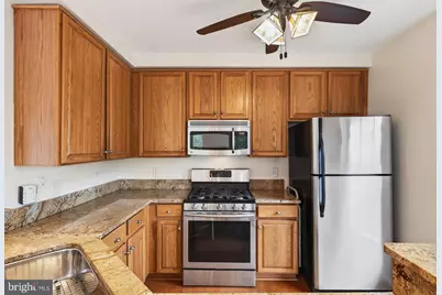 7024 Falls Reach Drive #301, Falls Church, VA 22043 - Photo 10