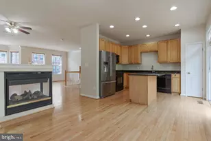 8773 Mill Towns Ct, Alexandria, VA 22309 - Photo 10