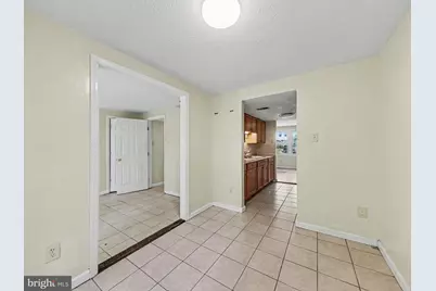 8216 Claremont Woods Drive, Alexandria, VA 22309 - Photo 6