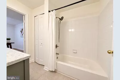 4104 Monument Court #202, Fairfax, VA 22033 - Photo 20